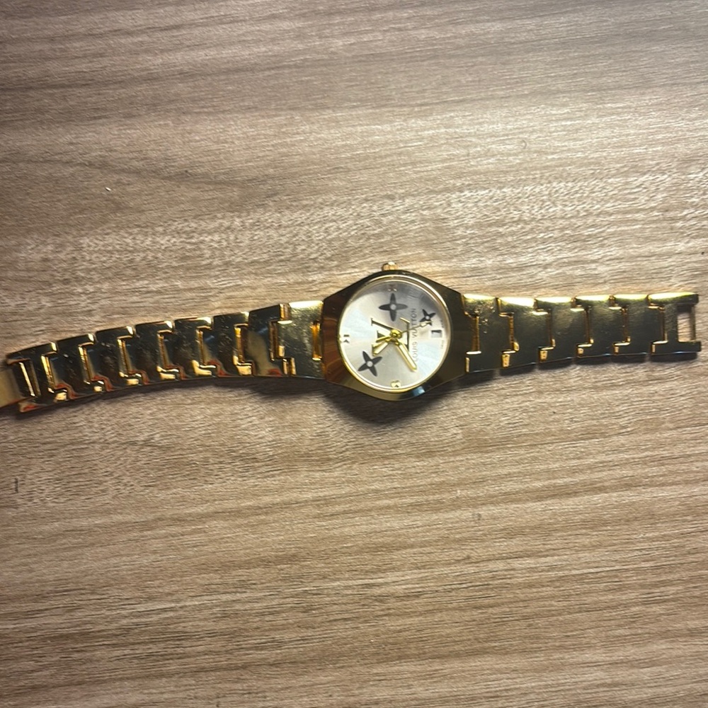 Louis Vuitton Gold and Silver Women's Watch - Picture 2 of 3